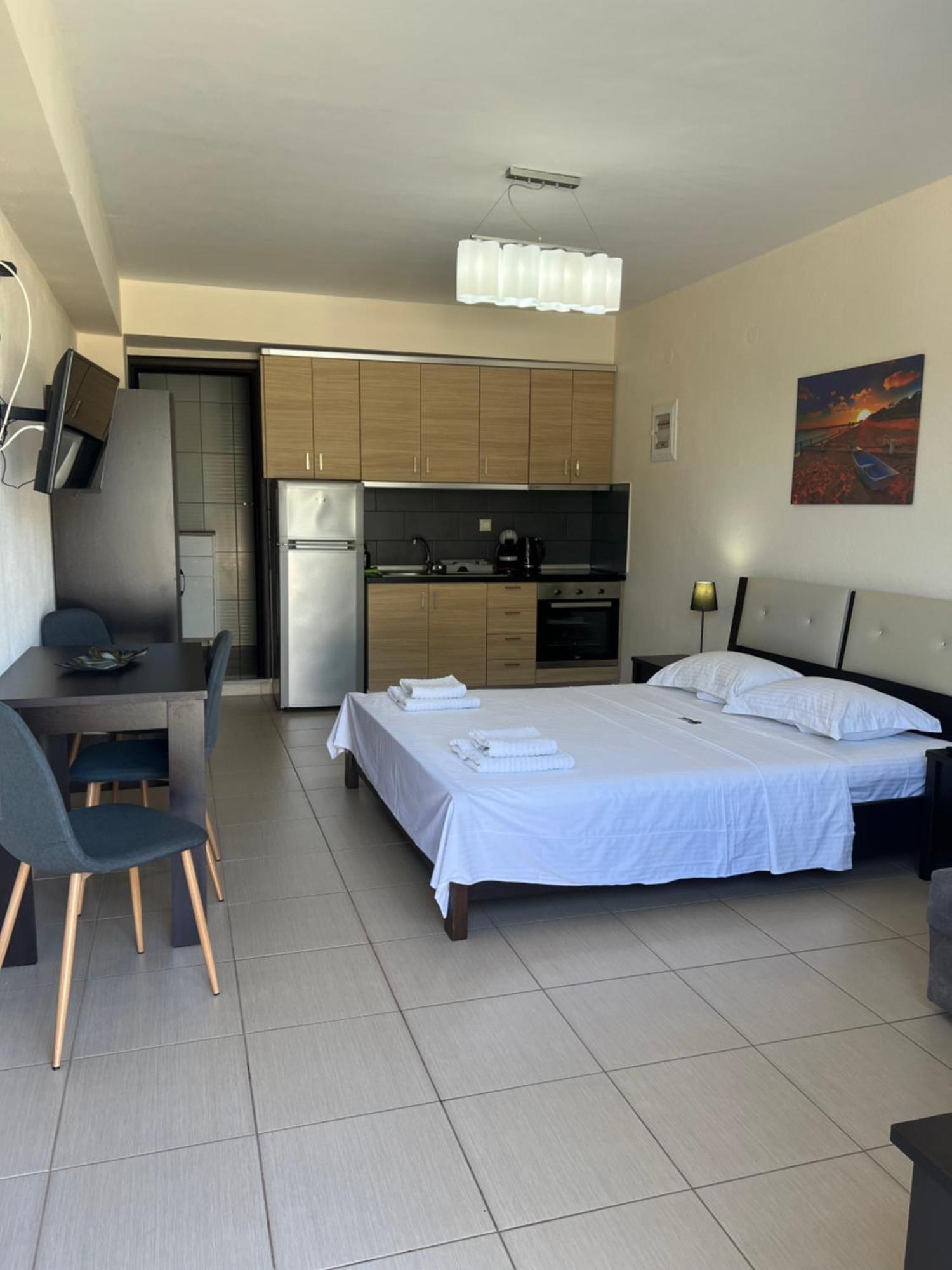 Bivas Apartments Limenas  Ngoại thất bức ảnh