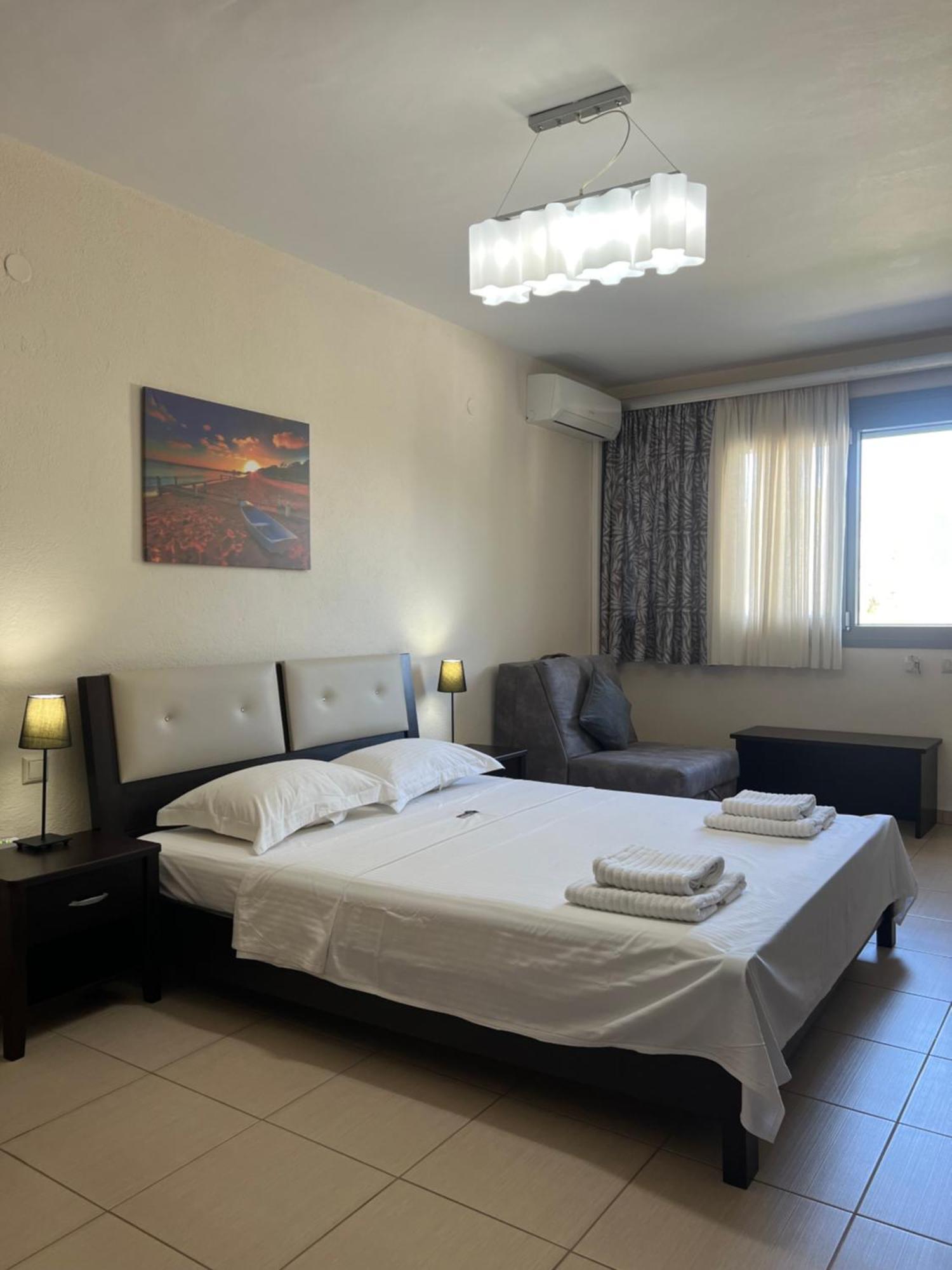 Bivas Apartments Limenas  Ngoại thất bức ảnh