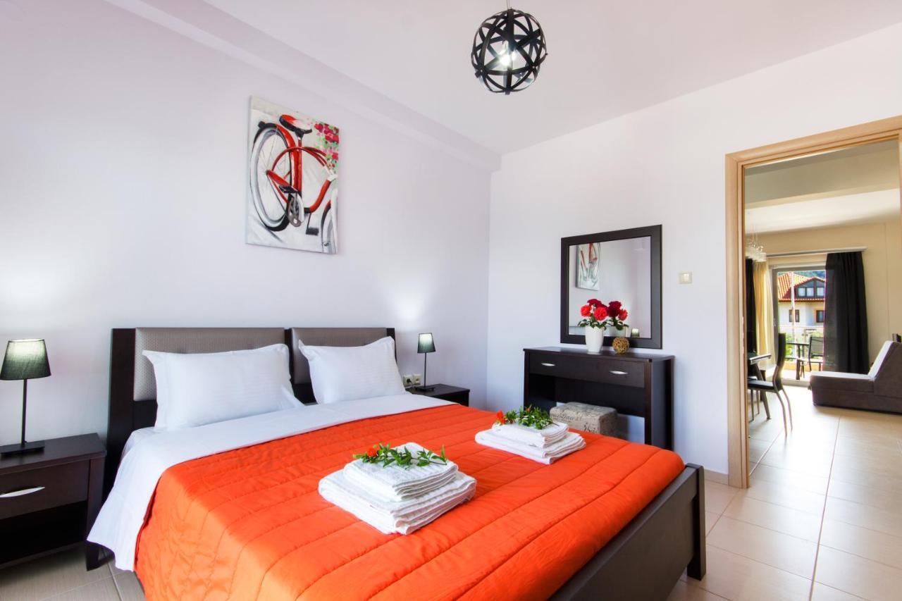 Bivas Apartments Limenas  Ngoại thất bức ảnh
